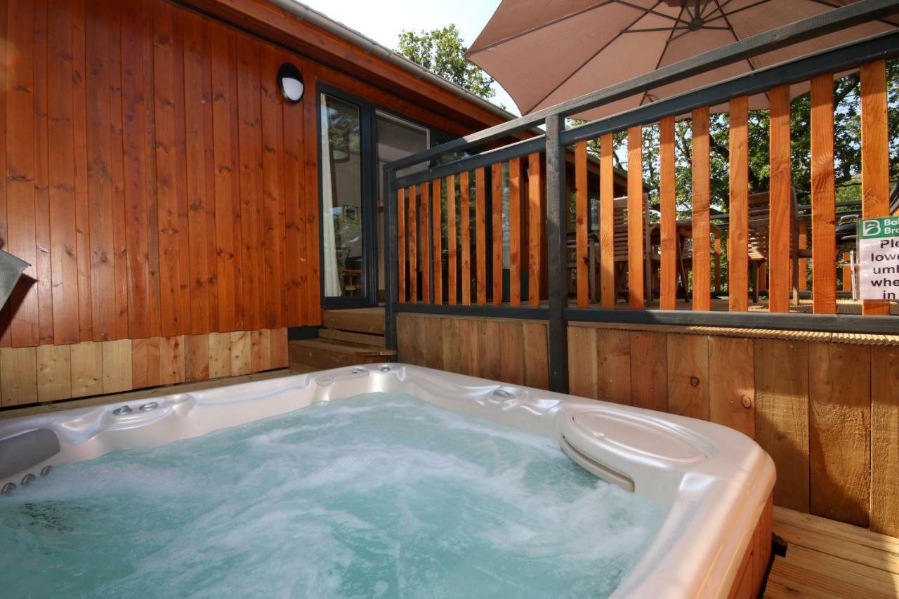 Balquhidder Braes Holiday Park Lodges, Mostly With Hot Tubs And Pet Friendly, Ev Facilities Lochearnhead Eksteriør billede